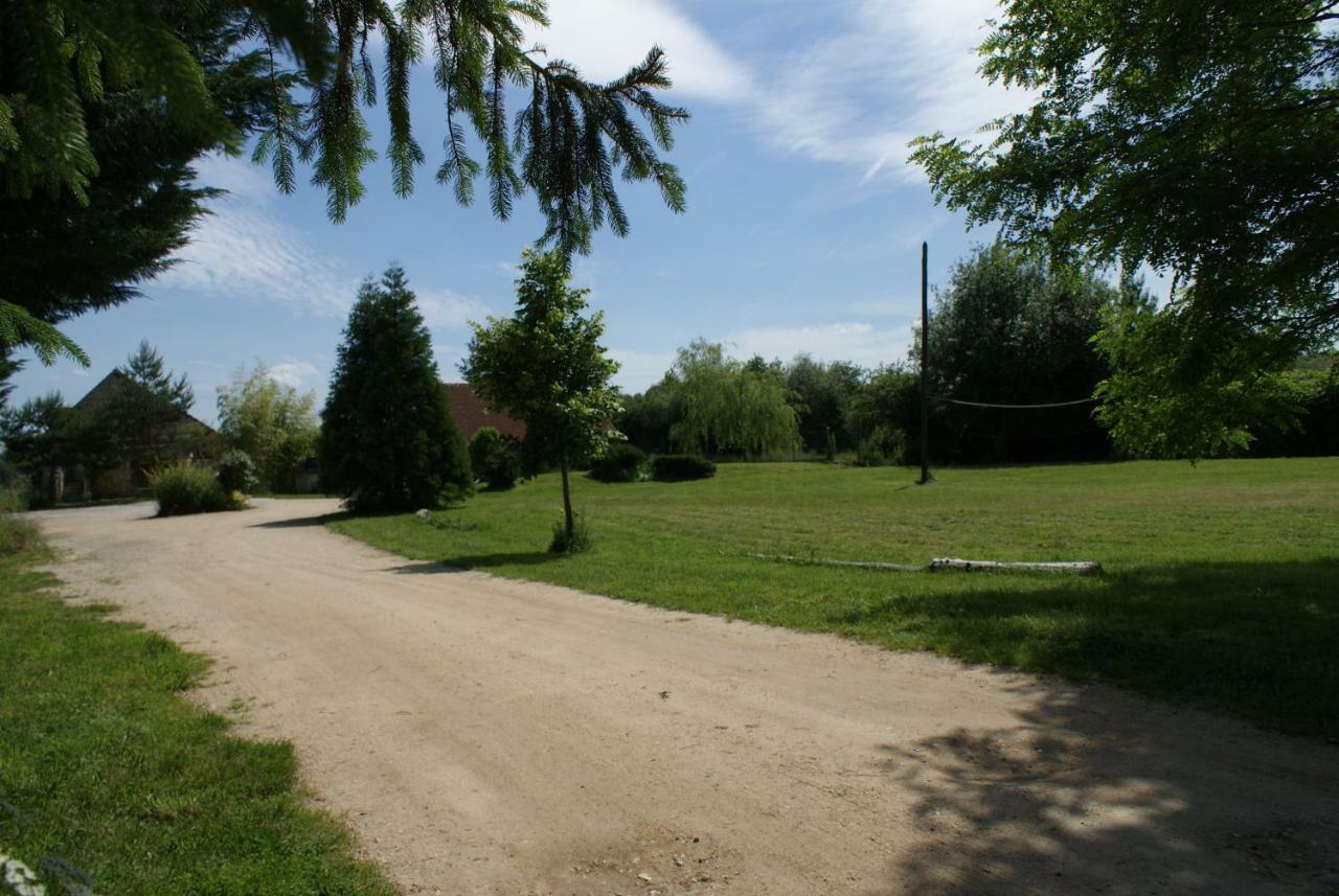 Le Gite Des Potes Lorris Exteriér fotografie